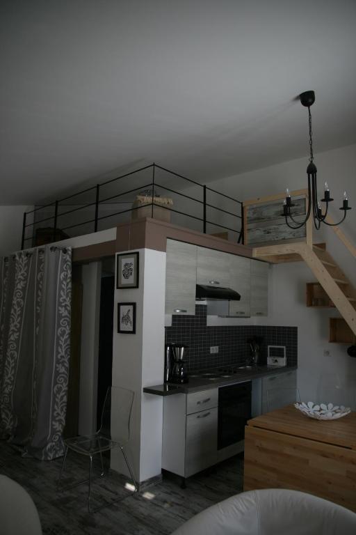 Hotel Les Hauts De L'Escoulaou Castellane Zimmer foto
